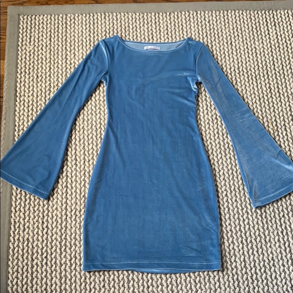 URBAN OUTFITTERS velvet dress